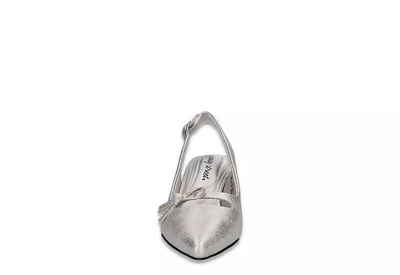 Easy Street Womens Emerin Slingback Pump - Silver 3 Easy Street Womens Emerin Slingback Pump - Silver - Image 3